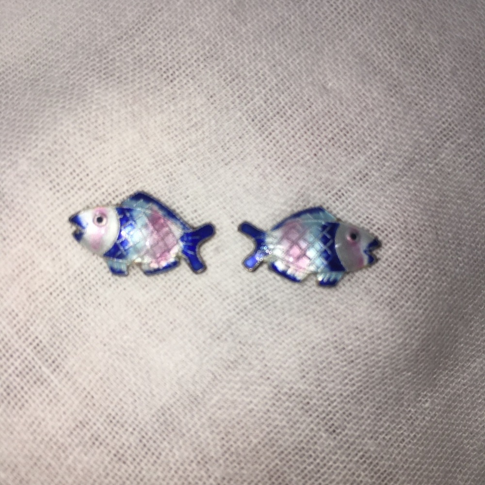 Cute fishy earrings